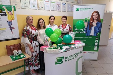 Rodzinny Piknik w Roztoce: Bank Spółdzielczy wspiera lokalna społeczność